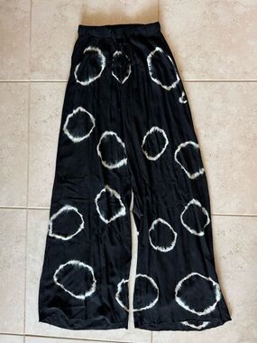Black Light Weight Wide Leg Pants with White Tie-Dye Circles